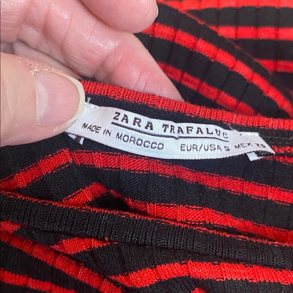 Zara trafaluc Striped red black super bell sleeve top shirt disco S - Picture 8 of 8